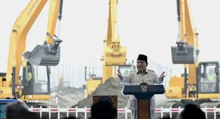 Presiden Prabowo Subianto Resmikan Pabrik Baterai Kapasitas 15 gigawat Kendaraan Listrik di Karawang Jawa Barat
