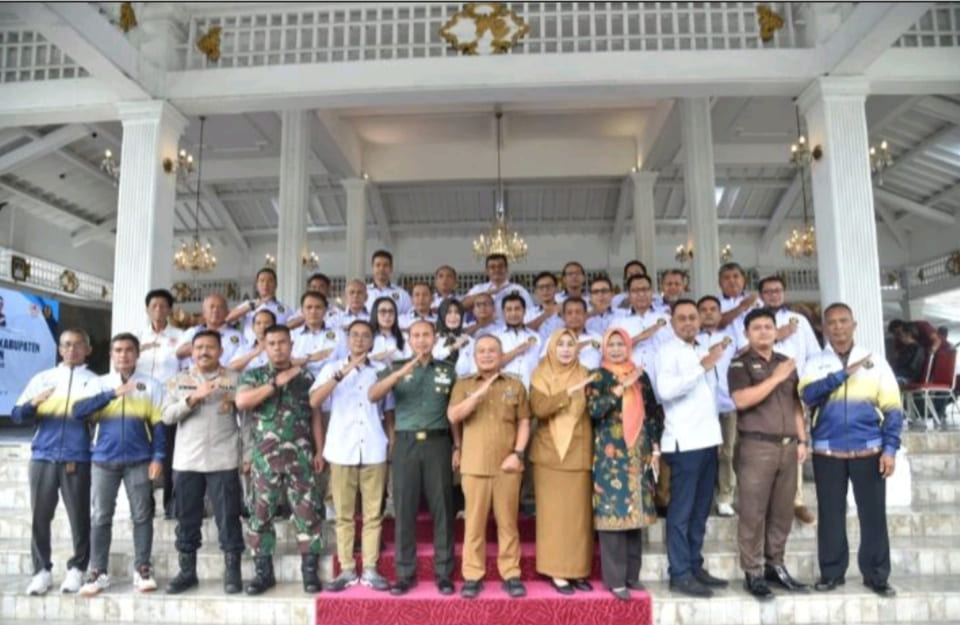 PELTI Kuningan 2026–2030 Dilantik, Bupati Dian Dorong Sinergi dan Regenerasi Atlet