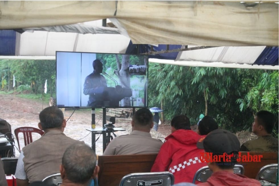 Polres Purwakarta Paparkan Inovasi Lahan Tidur dalam Zoom Bersama Kapolda Jabar