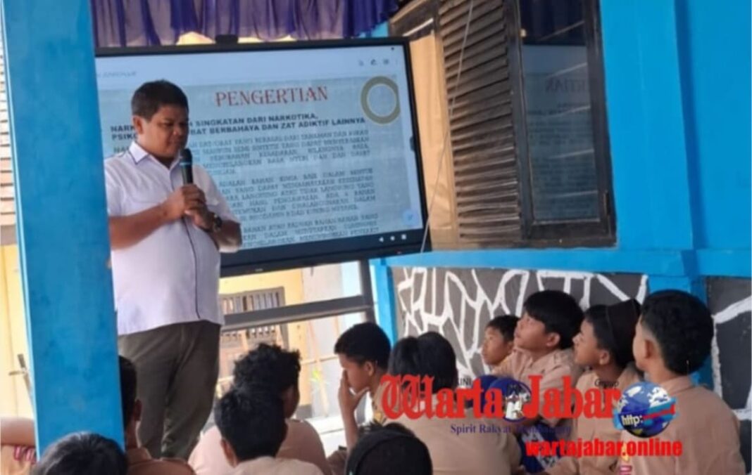 Polres Purwakarta Edukasi Pelajar SMP Cibinong Cegah Narkoba dan Kekerasan
