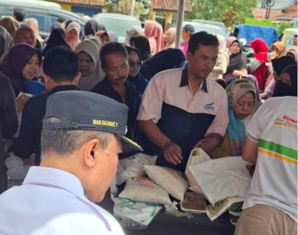 Pemkab Kuningan Gelar Pasar Murah di Kasturi, Ratusan Warga Serbu Lokasi