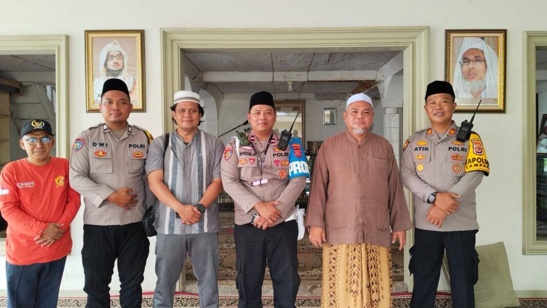 Awali Tugas Sebagai Kapolsek Campaka, AKP Atik Sakron Silaturahmi Ke Ulama