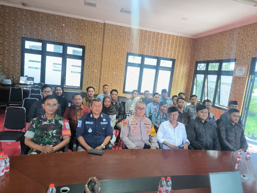 Polres Purwakarta Dukung Program Pemerintah, Kapolsek Plered Hadiri Rakor MBG