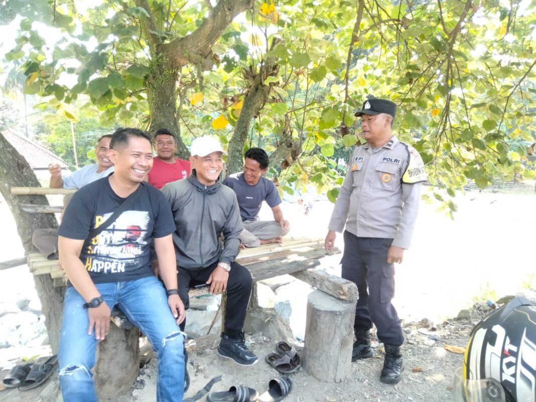 Gelar Jumat Curhat, Polsek Plered Pererat Kedekatan dengan Masyarakat