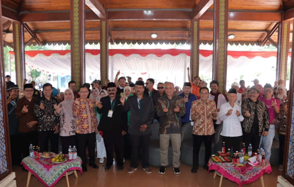 Wali Kota Cimahi Ngatiyana Meriahkan Food Festival dan Silaturahmi Akbar Paguyuban Jawa Tengah